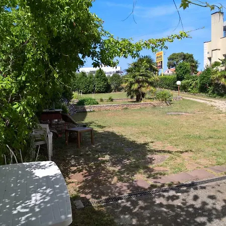 Old Agava Gæstehus 2*